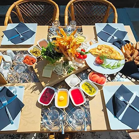 Cinar Butik Bodrum Hotel 3*
