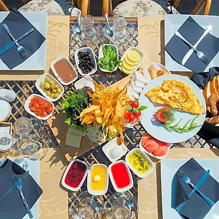 Cinar Butik Bodrum 3*